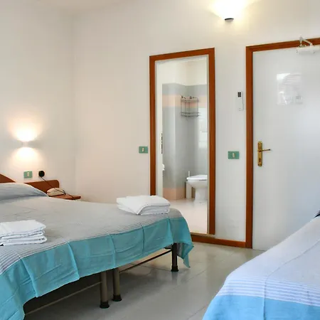 Hotel Exclusive In Pieno Centro - Nuova Gestione 2025 Riccione Exterior photo
