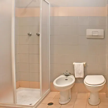 Hotel Exclusive In Pieno Centro - Nuova Gestione 2025 Riccione Exterior photo